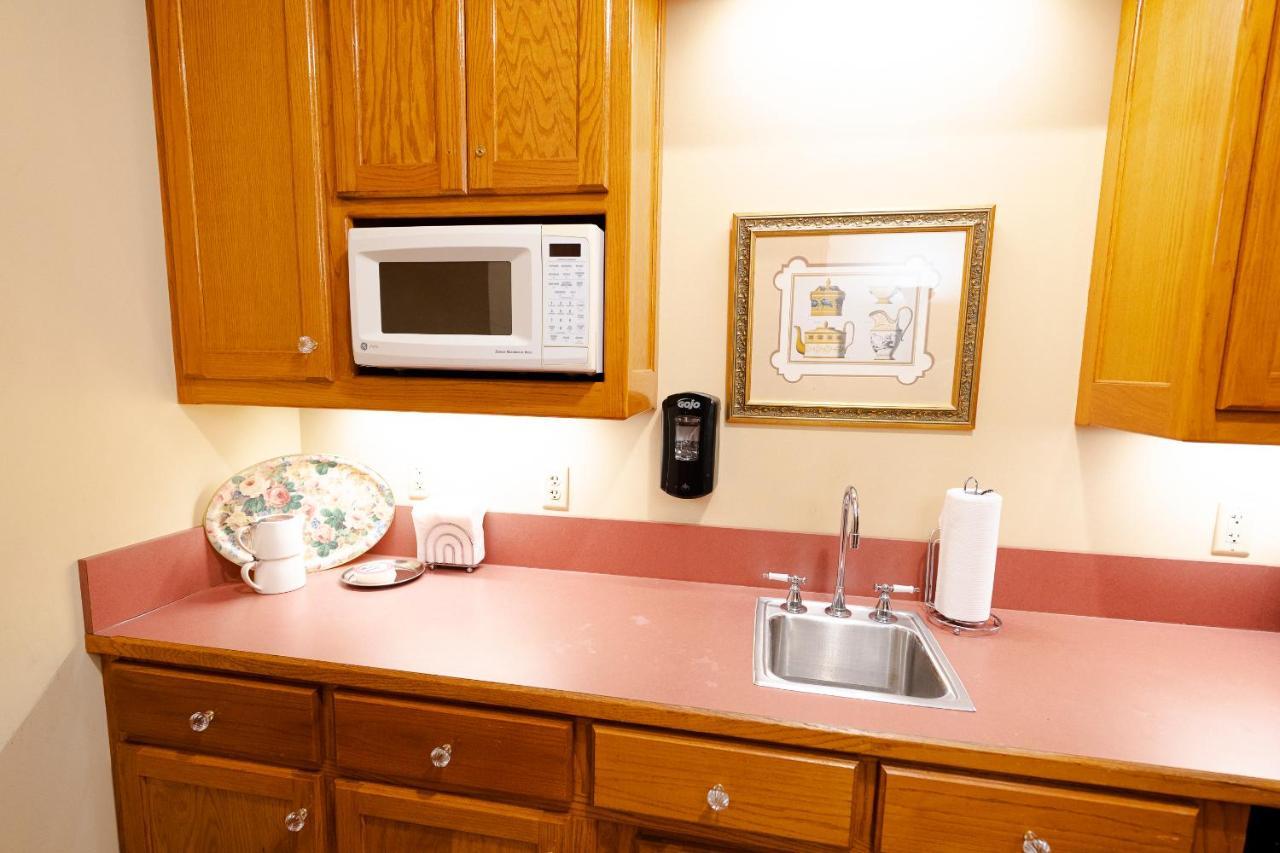 Captain Henderson House Otel Arkadelphia Dış mekan fotoğraf
