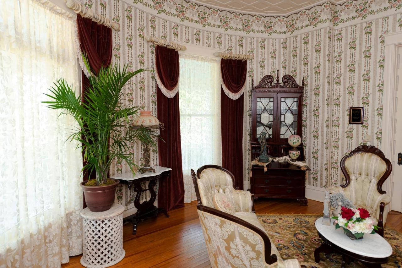 Captain Henderson House Otel Arkadelphia Dış mekan fotoğraf