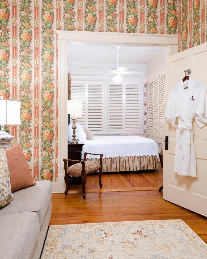 Captain Henderson House Otel Arkadelphia Oda fotoğraf