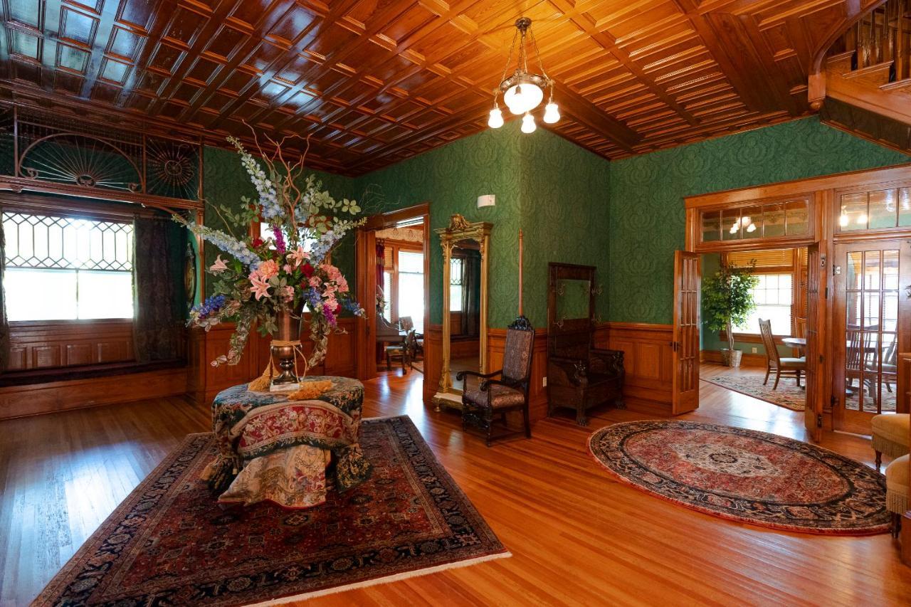 Captain Henderson House Otel Arkadelphia Dış mekan fotoğraf