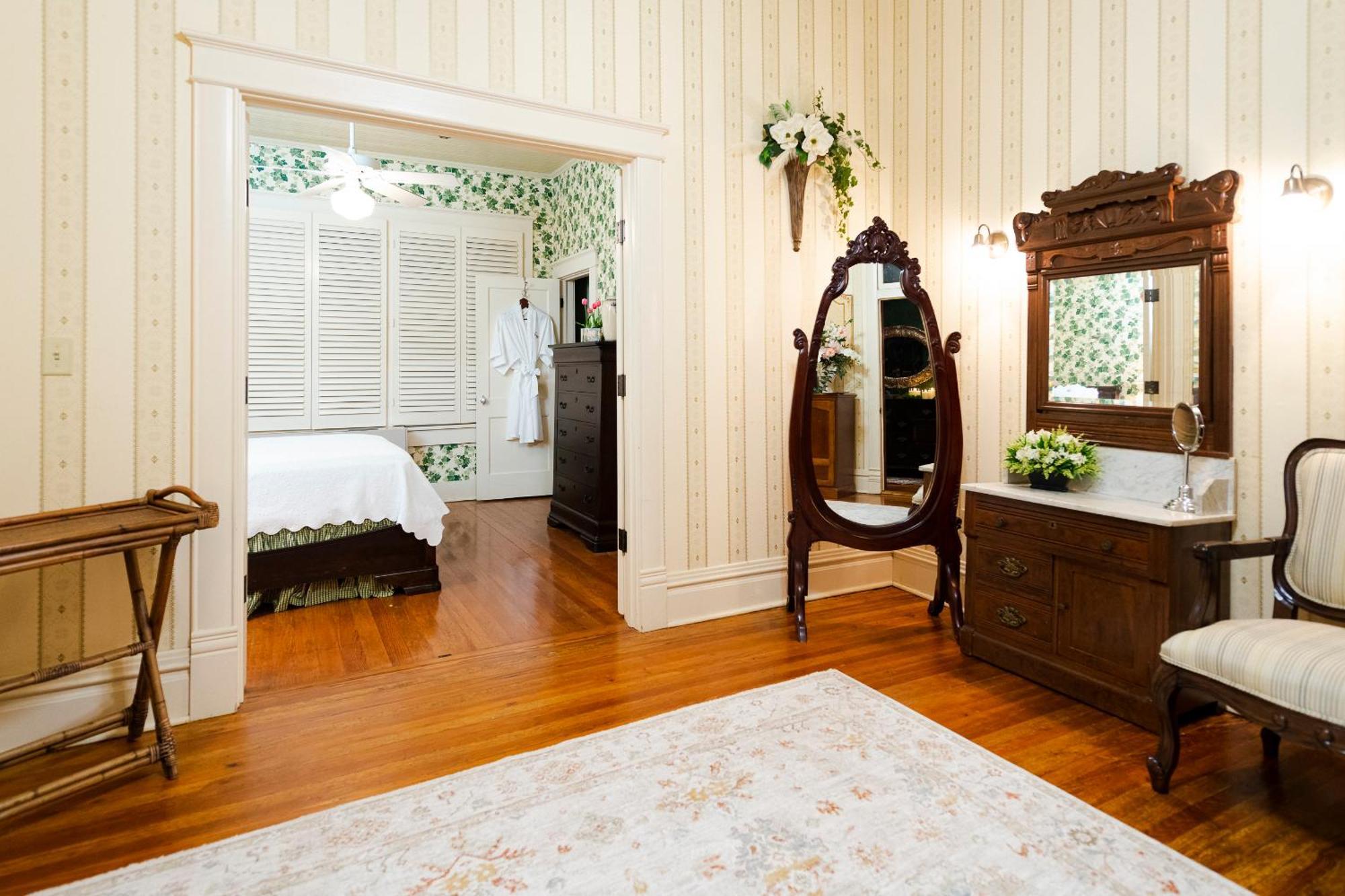 Captain Henderson House Otel Arkadelphia Oda fotoğraf
