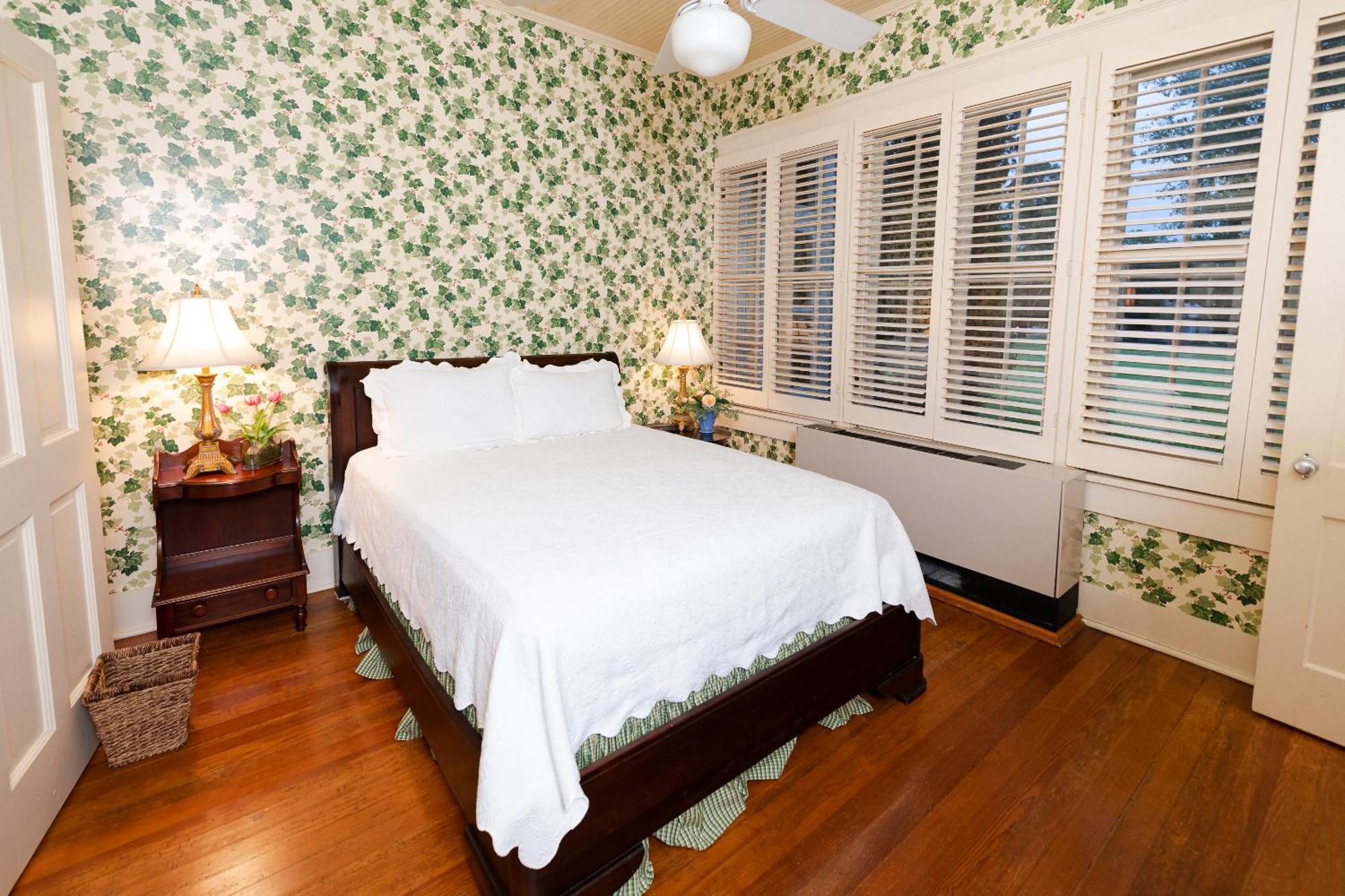 Captain Henderson House Otel Arkadelphia Oda fotoğraf